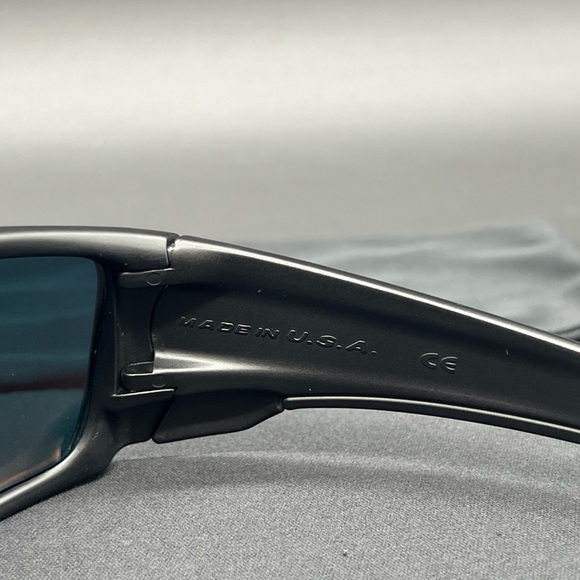 Oakley Polarized Fuel Cells | Black Frame with Red Lens - Picture 6 of 6